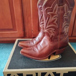 Ariat cowboy boots